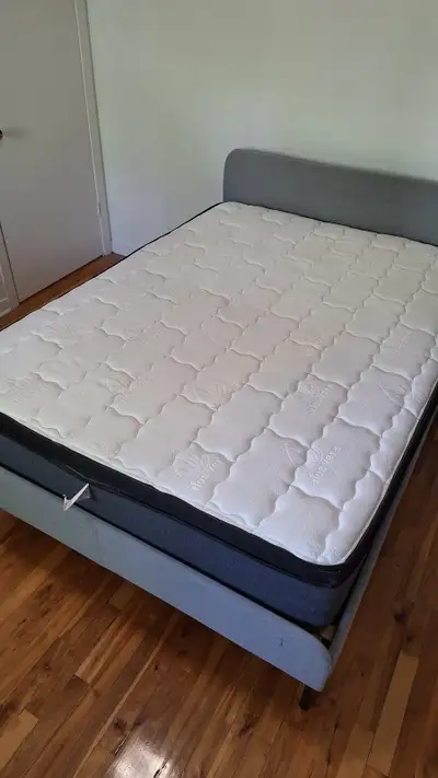 Lit (matelas + sommier) grandeur Double, View more