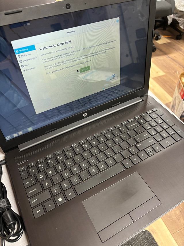 HP 15-da0295TU 2018 15.6-inch Laptop N5000/4GB/ Sparkling-Black  in Laptops in Cambridge - Image 3