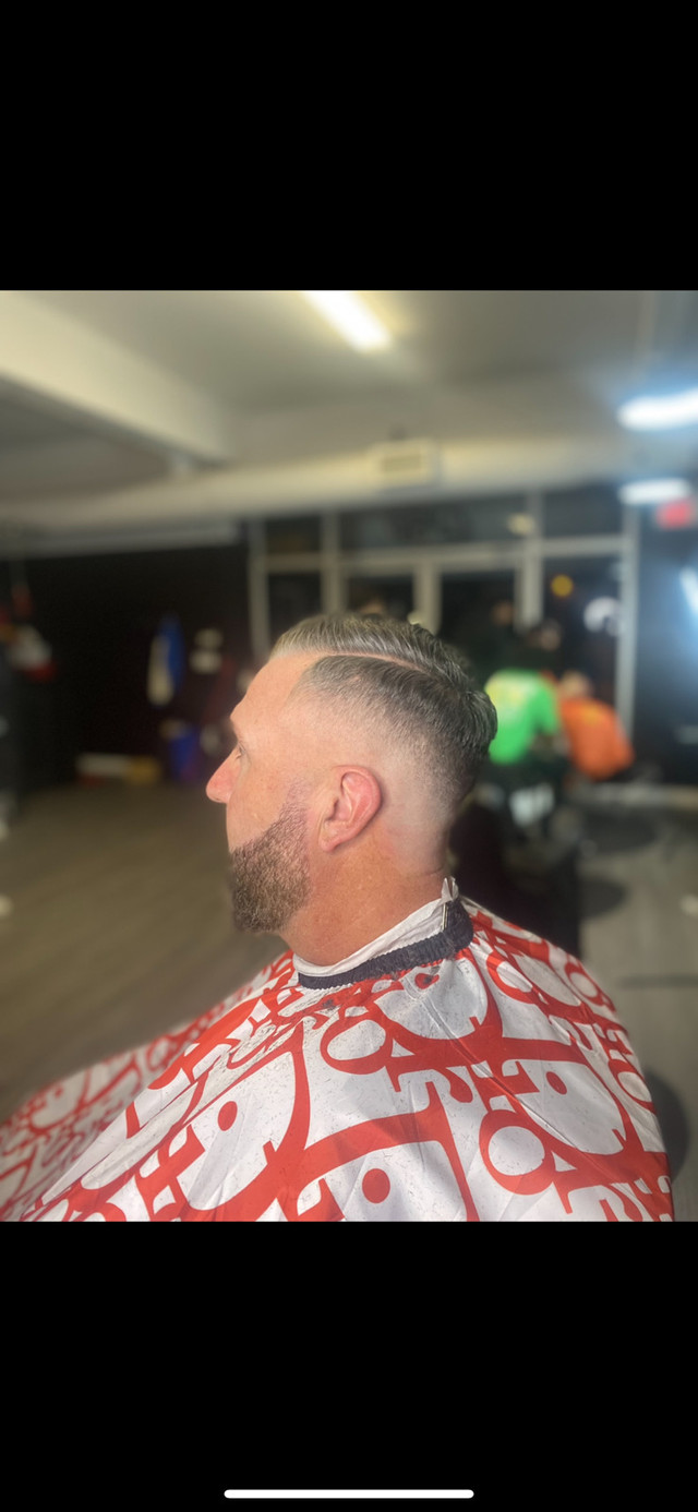 Barber - (haircuts) in Men's in Hamilton - Image 3
