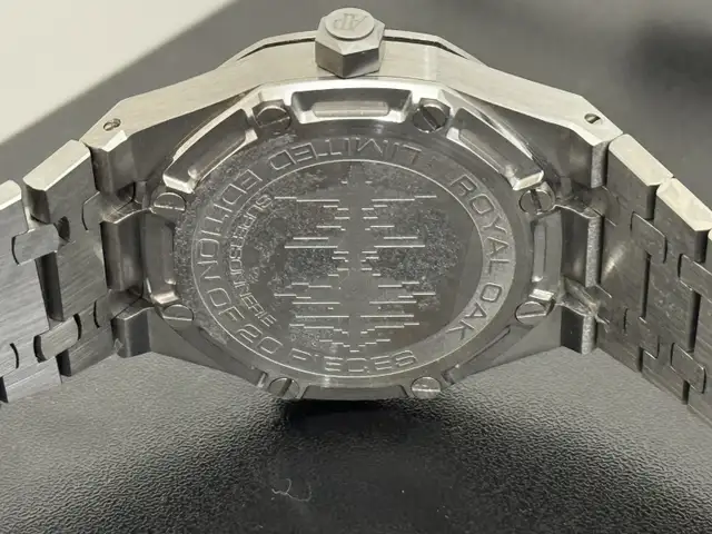 Audemars Piguet AP Royal Oak Watch Montre in Jewellery & Watches in City of Montréal - Image 7