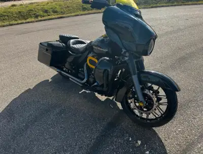 Bike Details Year: 2017 Model: Harley-Davidson CVO Street Glide Mileage: 42,000 km Condition: Excell...