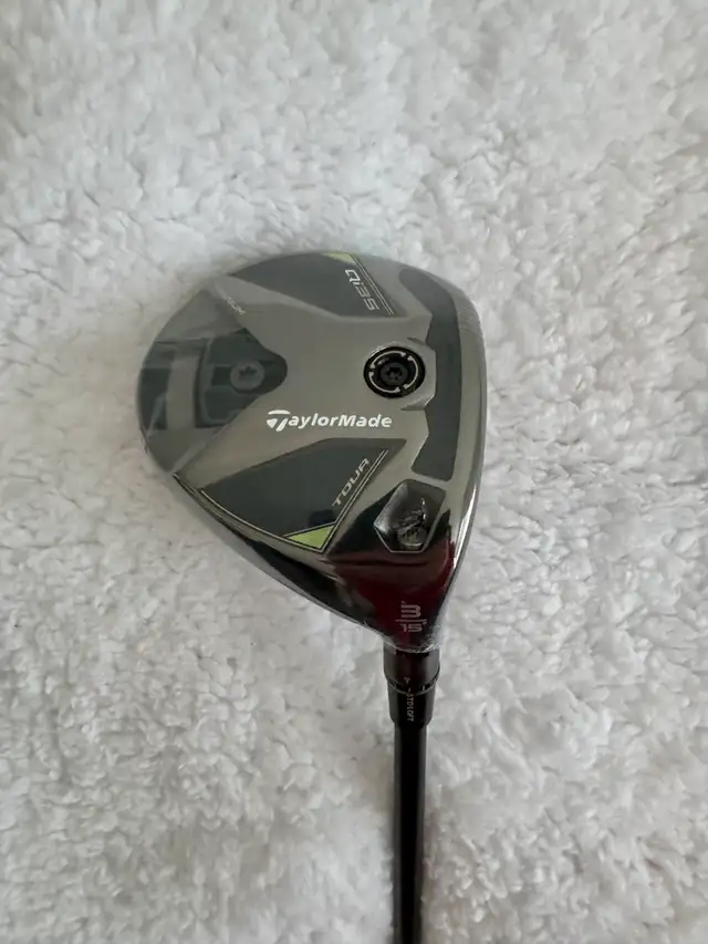 TaylorMade Qi35 Tour 3 Wood in Golf in Edmonton - Image 2