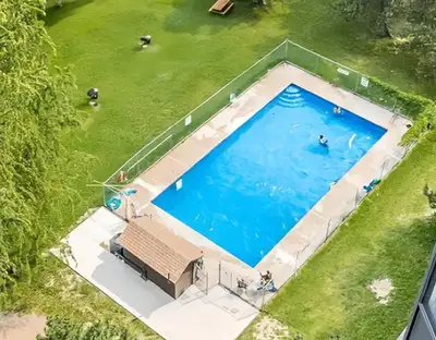 3 BEDROOM PENTHOUSE CONDO, NORTH YORK