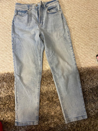 New Mom jeans from Ardene size 7 $15 