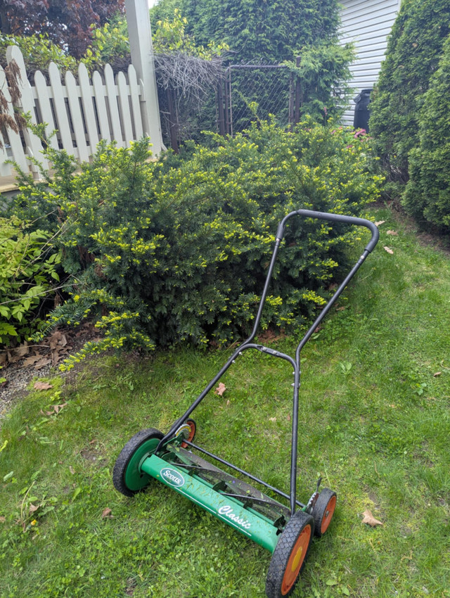 Tondeuse hélicoïdale/Tondeuse à rouleau/Reel (helical) lawnmower dans Tondeuses et souffleuses  à Laval/Rive Nord