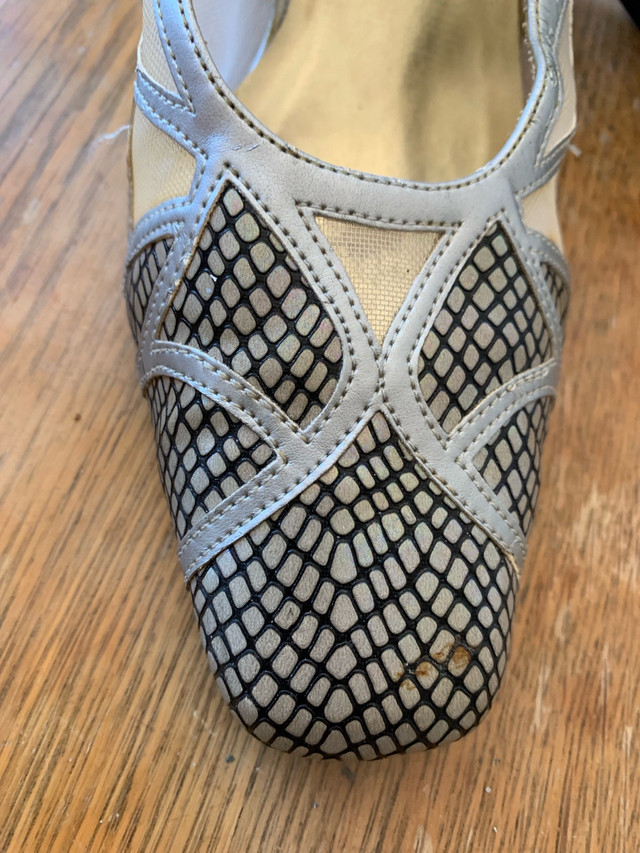 Shoes size 8m in Women's - Shoes in La Ronge - Image 2