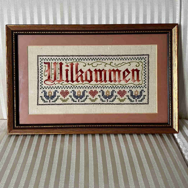  Embroided Welcome Frame in Home Décor & Accents in Kitchener / Waterloo