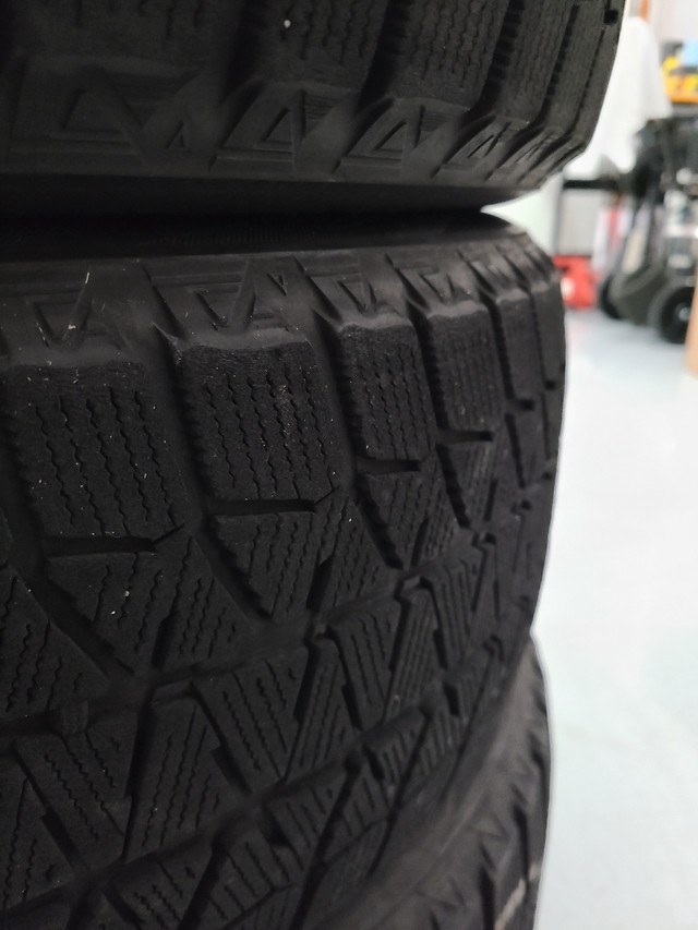 Bridgestone Blizzak WS80 205/55/R16 Winter Tires in Tires & Rims in Oshawa / Durham Region - Image 4