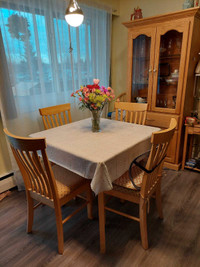 Wood Table With SIx Chairs For Sale 
