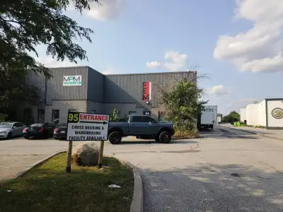 ✨ WAREHOUSE SPACE AVAILABLE – 2,000 to 2,500 SQFT ✨ Location: Brampton -Steeles & Tomken ✅ Ideal for...