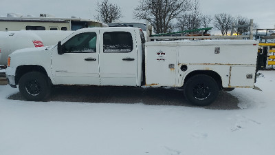 2010 GMC Sierra 3500 Service Truck