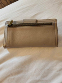 Taupe Fossil wallet