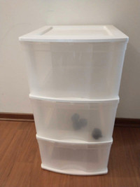 3-drawer plastic storage container