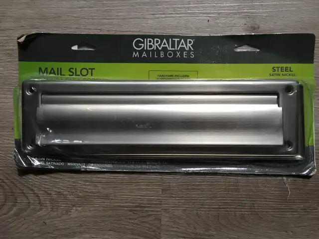 Door Mail Slot in Windows, Doors & Trim in City of Montréal - Image 3