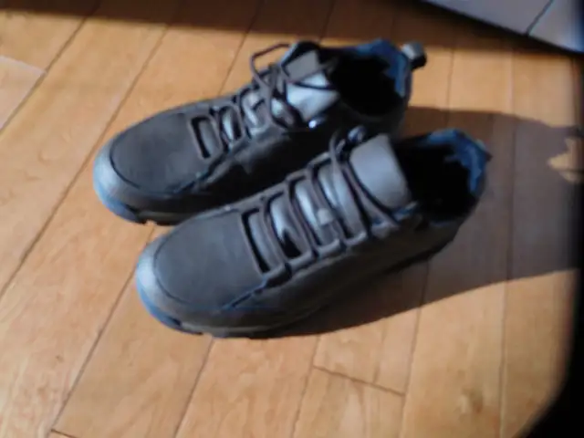 New casual sport shoes in Men's Shoes in Oshawa / Durham Region - Image 5