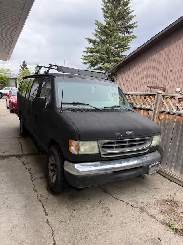 2002 Ford Econoline E350 Van 1 Ton