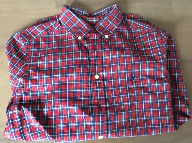 Boys Ralph Lauren Button Up Shirts Size M 10-12 in Kids & Youth in Oakville / Halton Region - Image 2