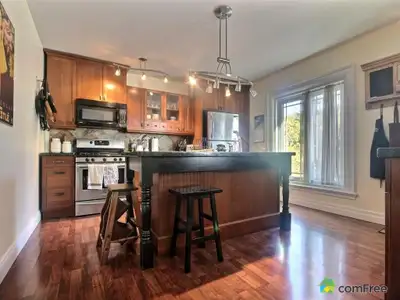 Furnished 3-Bedroom Apartment for Rent, Prime Location Hamilton