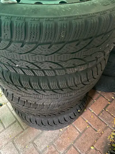 5x114 bolt rims and winter tires set alternate Tire size 205/55/16 Please check your rim bolt patter...