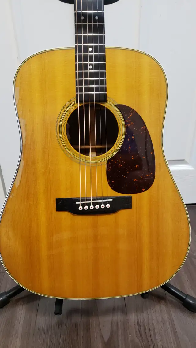 2017 Martin D-28 Acoustic Electric Guitar for Sale in Guitars in Oakville / Halton Region - Image 3