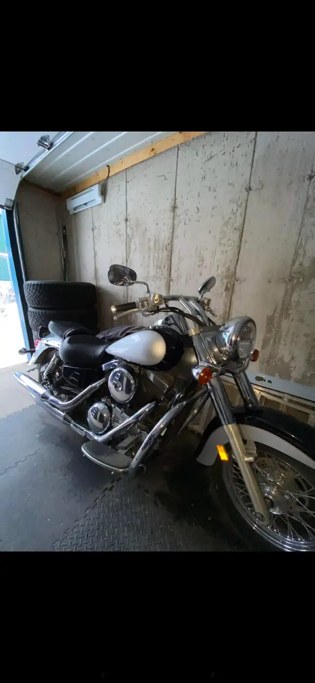 Kawasaki Vulcan 1500 in Sport Touring in Gatineau - Image 4