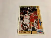 1991-92 Upper Deck Basketball Card #33 Olajuwon vs. Ewing NM -MT