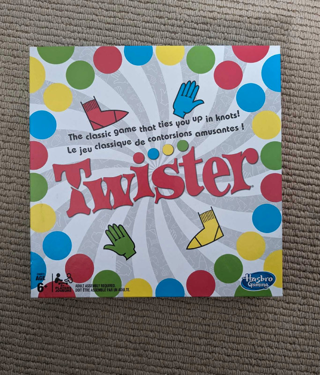 Non used Twister for 5 bucks in Toys & Games in Cole Harbour