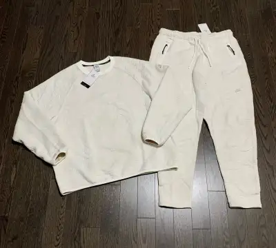 Brand new size Large mens.