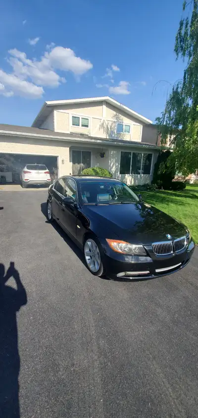 Selling my 07 BMW 335i 4 dr Sedan. Bought it in Las Vegas in 2014 with 137,000 km. This car has neve...