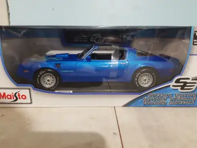 Pontiac Firebird Trans Am, 1/18 scale die cast, 11" long, View more