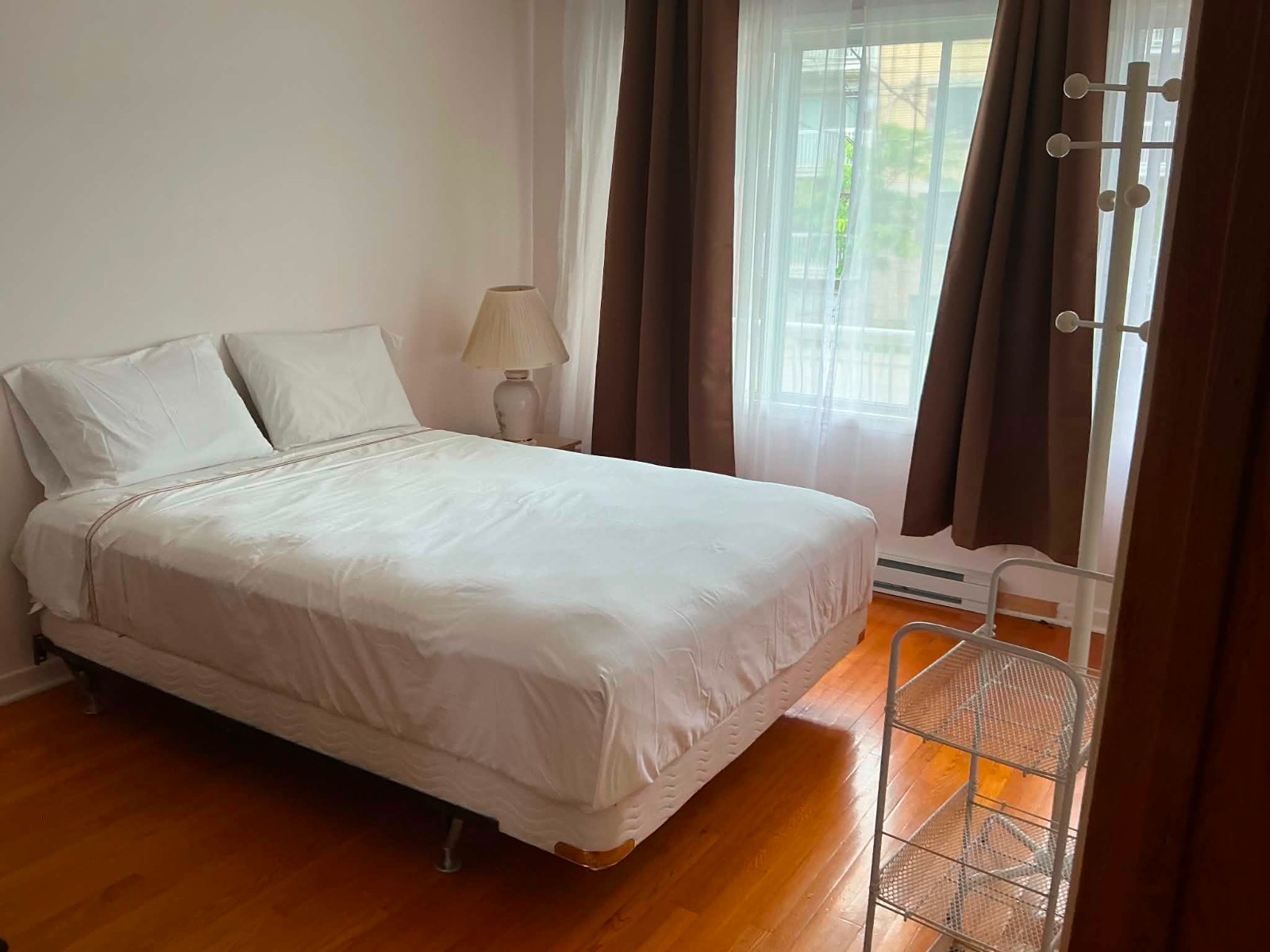 Chambre a louer $750 Ideal pour Etudiant/ Room for Rent — photo 2