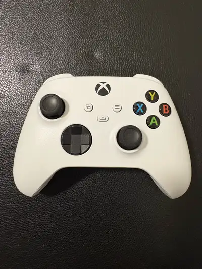 Brand New Xbox Series S controller, View more