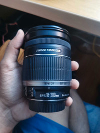 Canon EF-S 18 - 200 IS Zoom lens with macro | for canon apsc cam