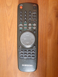 SAMSUNG VCR / TV REMOTE