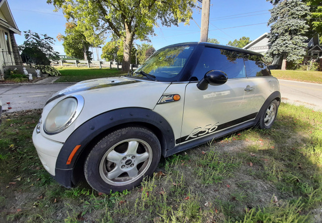 Mini Cooper 2003 manual 6 speed for sale! in Cars & Trucks in Stratford