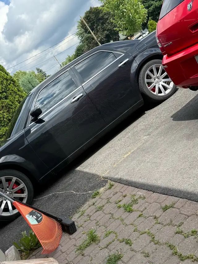 Crysler 300 SRT in Cars & Trucks in Cornwall - Image 2