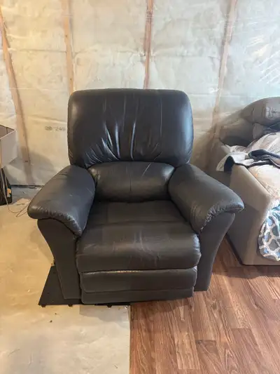 LEATHER LAZYBOY RECLINER, View more