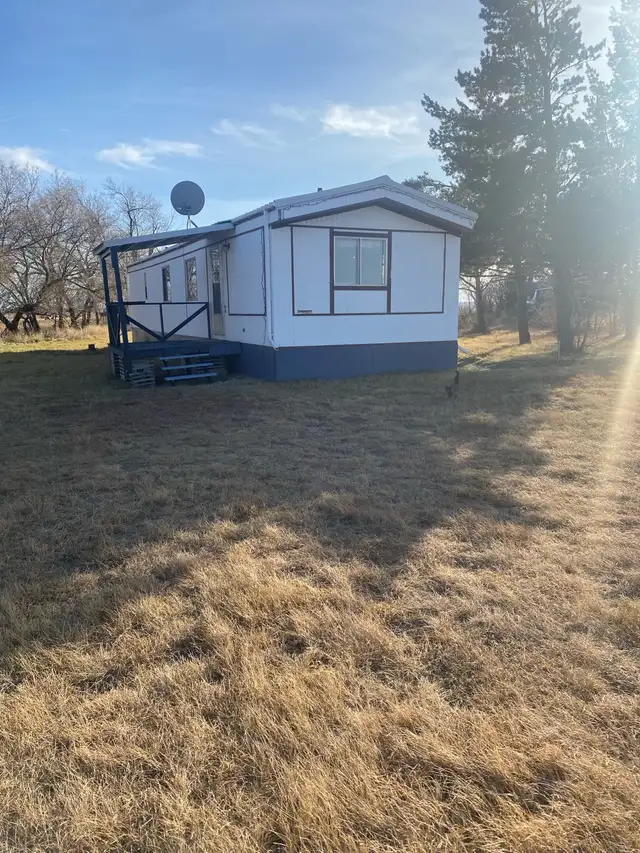 14 acre farm for sale  in Houses for Sale in Swift Current - Image 3