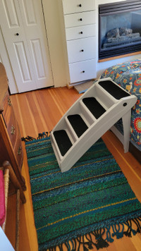 folding Large model Dog stairs. 25" tall.