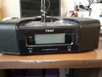 HI FI table radio  SR-L230i TEAC