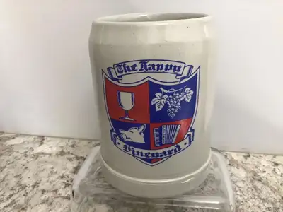 Here’s a little piece of Winnipeg history! Half litre stoneware tankard from the Happy Vineyard. No...