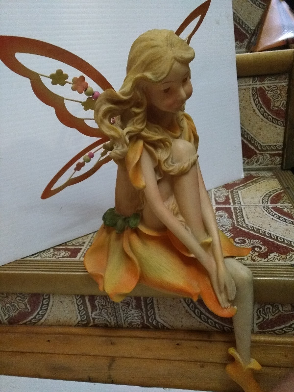 Garden Fairy 16" tall sits on shelf in Outdoor Décor in Cambridge - Image 4