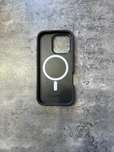 IPhone 16 pro otterbox, View more