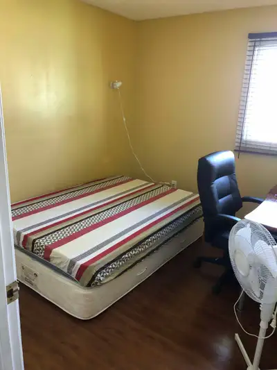 A Large Bedroom is located just 2 kilometers from Marlborough Mall, Calgary, Alberta. Our postal cod...