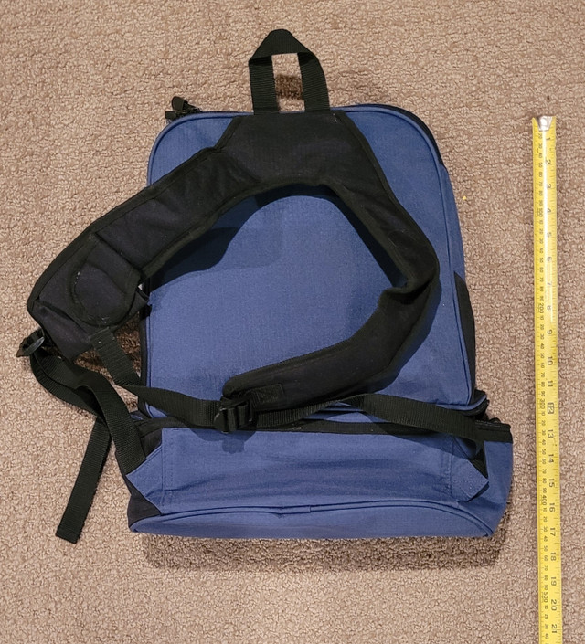 Picnic Backpack with cups, utensils (no plates) in Other in Oakville / Halton Region - Image 3