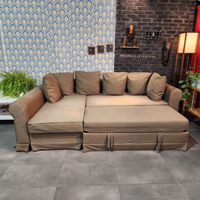 Canapé-lit sectionnel IKEA marron clair//FREE DELIVERY | Sofas et futons |  Ville de Montréal | Kijiji