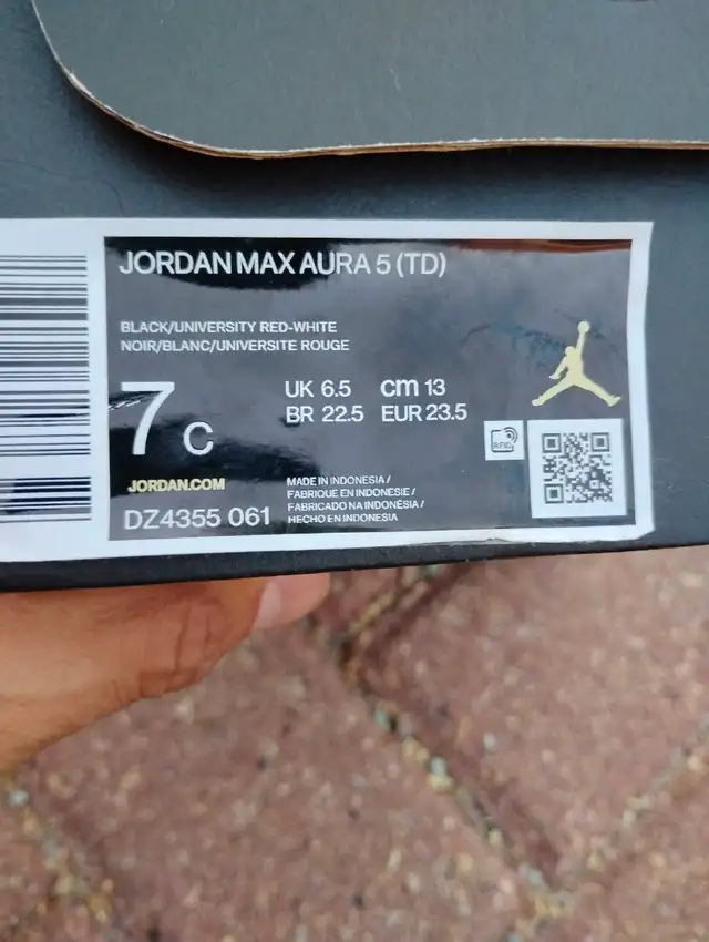 7c Jordans  in Clothing - 9-12 Months in Regina - Image 3