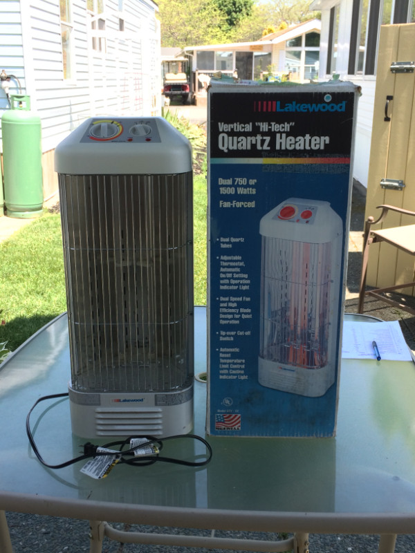 Lakewood Vertical Hi-Tech Quartz Heater in Heating, Cooling & Air in St. Catharines