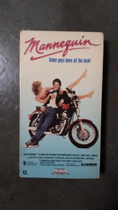 * * Please Read * * Location East Ottawa VHS Mannequin 1987 Comedy/Romance Jonathan Switcher (Andrew...