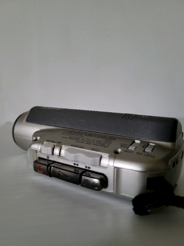 SONY  Mic' N Micro M-100MC Microcassette Recorder Voice Recorder dans Autre  à Ville de Montréal - Image 3